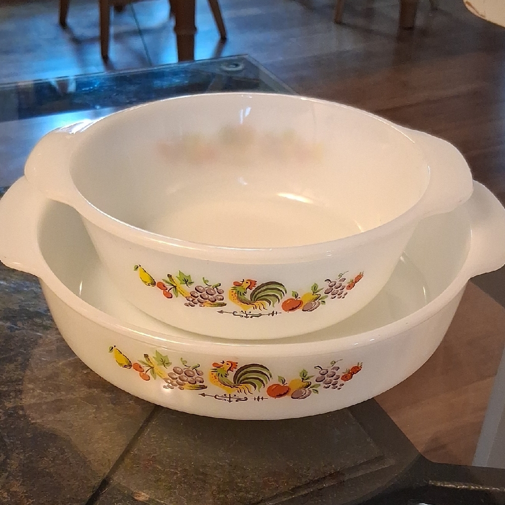 VINTAGE FIRE KING ROOSTER HANDLED BOWLS